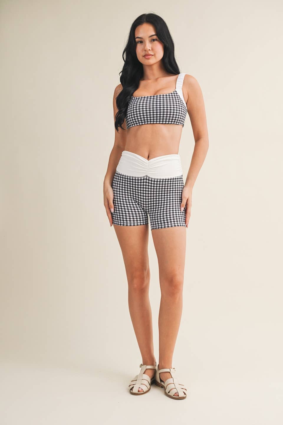 Gingham Print Scrunched Strap Sports Bra: Red Gingham / L