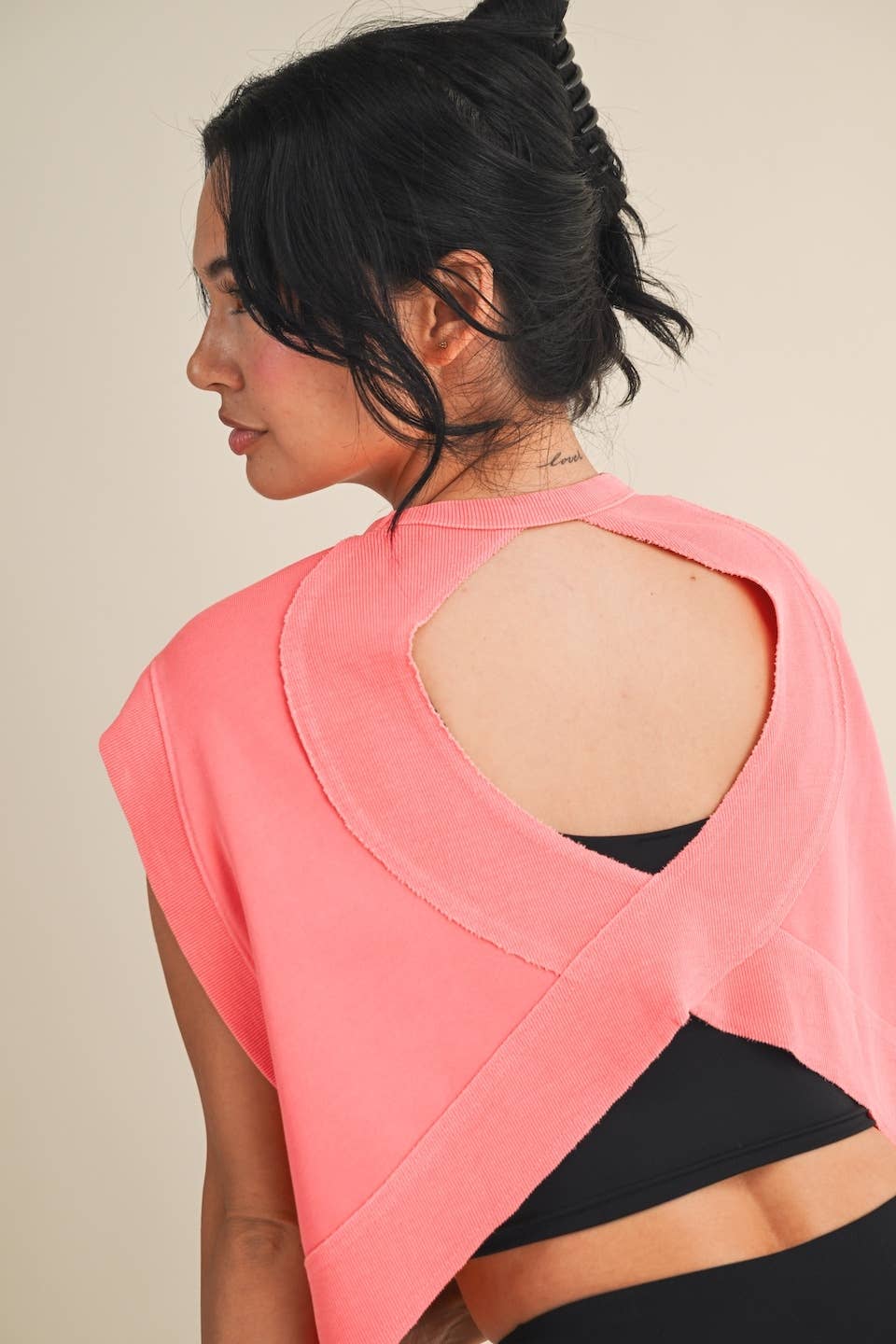 Mineral Wash Open Back Top: Blue / L