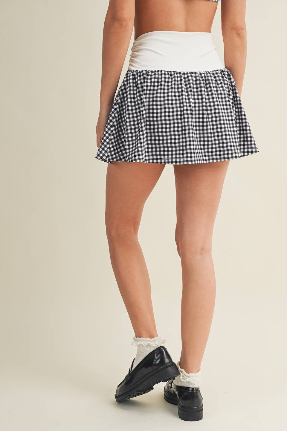 Gingham Print Ruched Waistband Mini Skort: Red Gingham / M