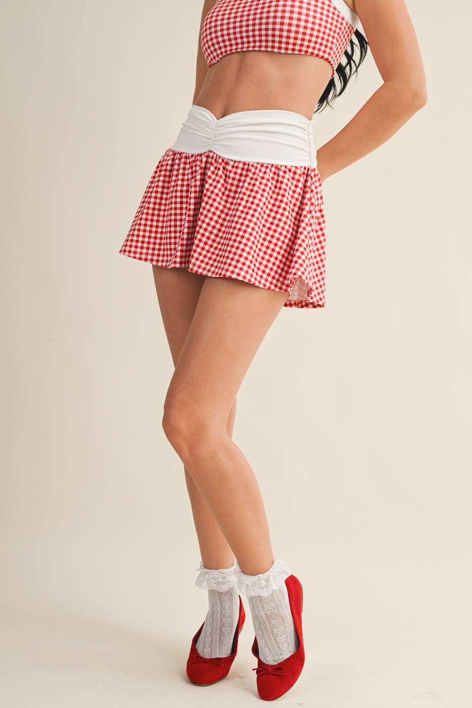 Gingham Print Ruched Waistband Mini Skort: Red Gingham / M